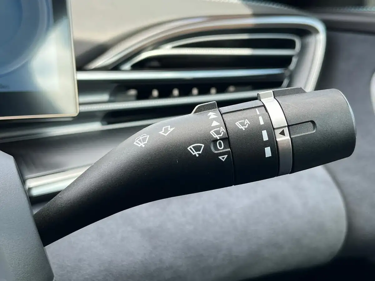 2024-byd-seal-e-design-big-26