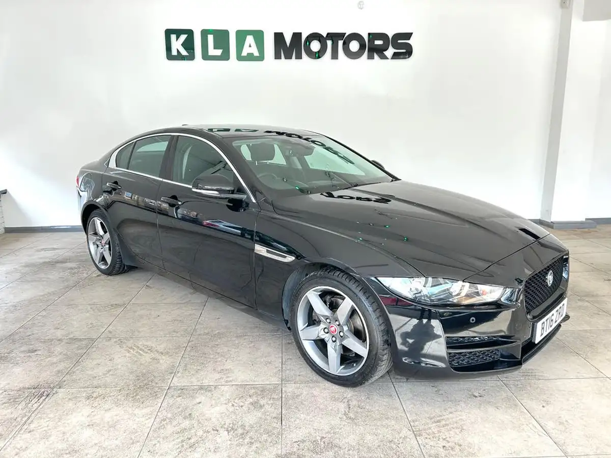 2016-jaguar-xe-20d-prestige-180ps-big-6