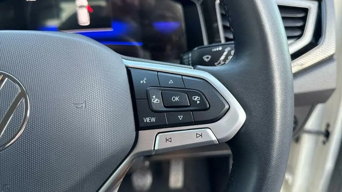 2023-volkswagen-polo-10-tsi-life-big-15