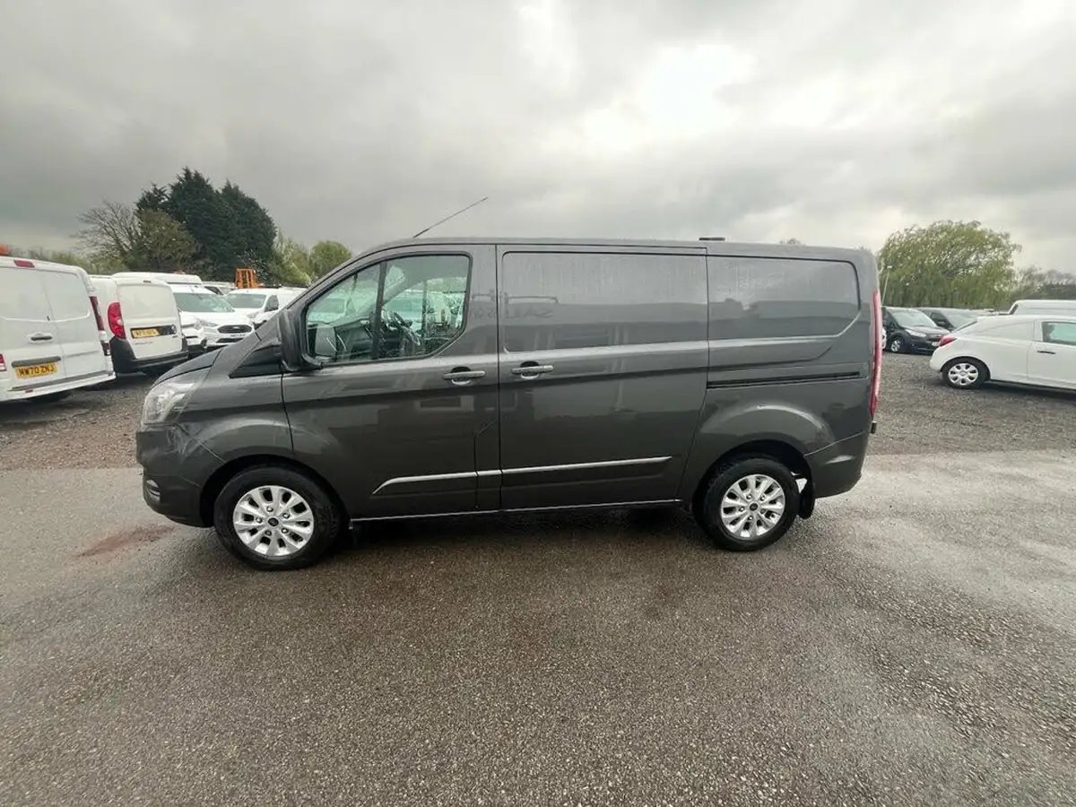 2021-ford-transit-custom-20tdci-300-l1h1-limited-130pseu6dt-panel-van-big-3
