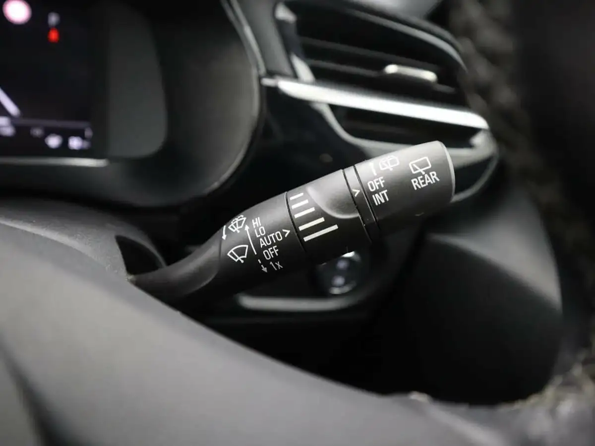 2021-vauxhall-corsa-e-elite-nav-premium-74kw-big-27
