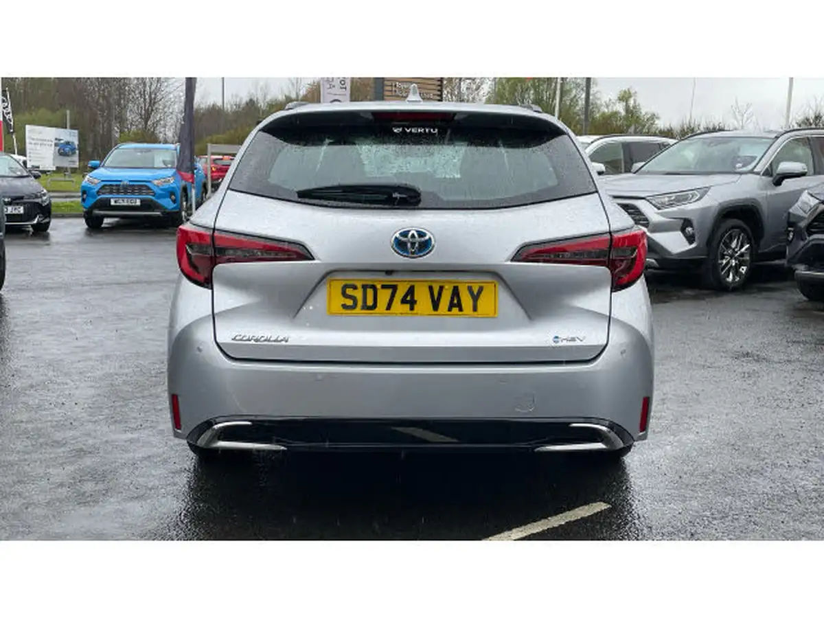 2024-toyota-corolla-18-vvt-i-icon-touring-sports-big-18