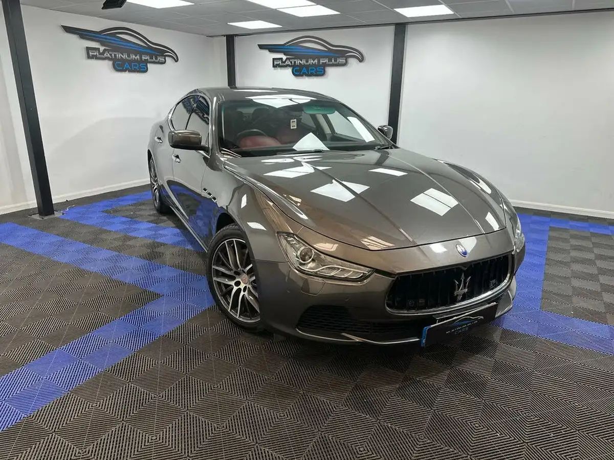 2016-maserati-ghibli-30-big-9