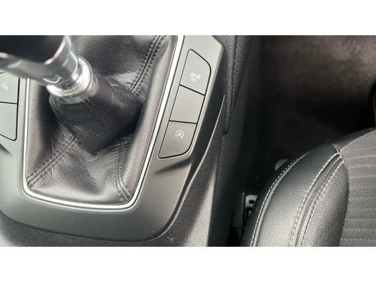 2020-ford-kuga-15-titanium-first-edition-big-31