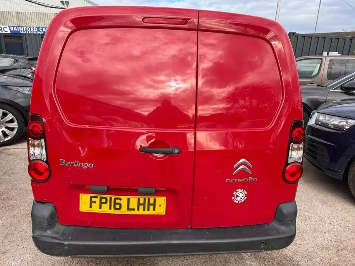 2016-citroen-berlingo-16td-l2-750-lx-16hdi-90-panel-big-4