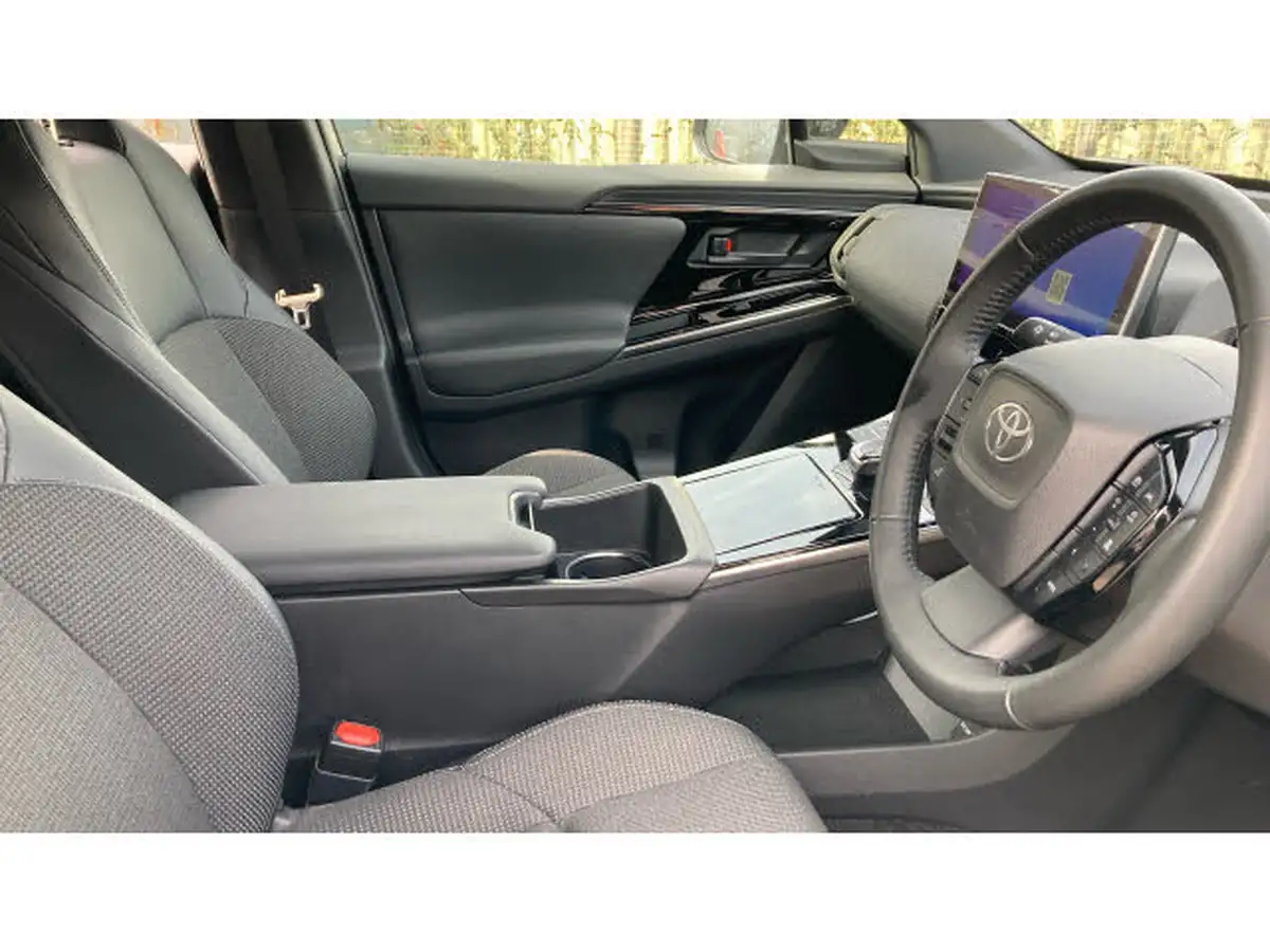 2024-toyota-bz4x-e-motion-201bhp-11kw-obc-big-29