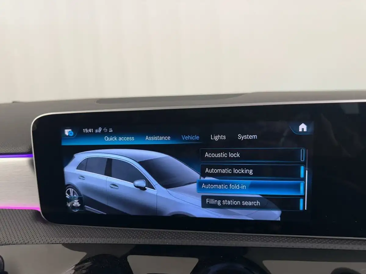 2020-mercedes-benz-a-class-13-a200-amg-line-premium-hatchback-5d-big-65