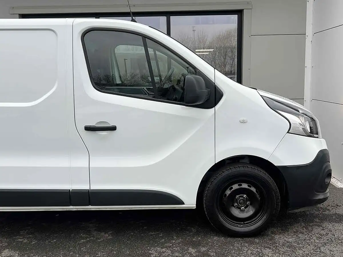 2021-renault-trafic-20dci-ll30-energy-120-business-panel-big-7