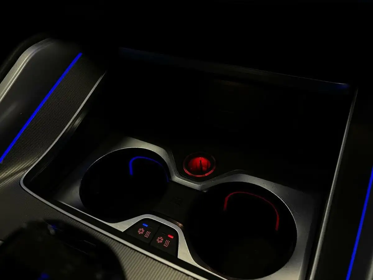 2020-bmw-x6-30td-m50d-big-32