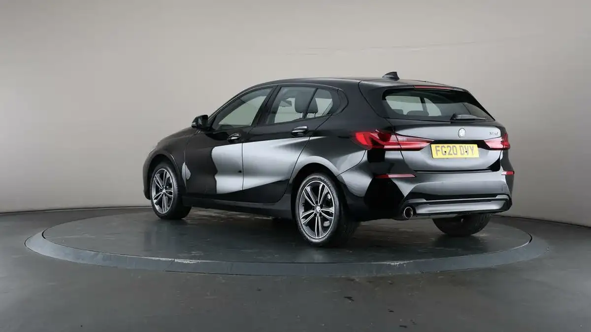 2020-bmw-1-series-15td-116d-sport-big-64