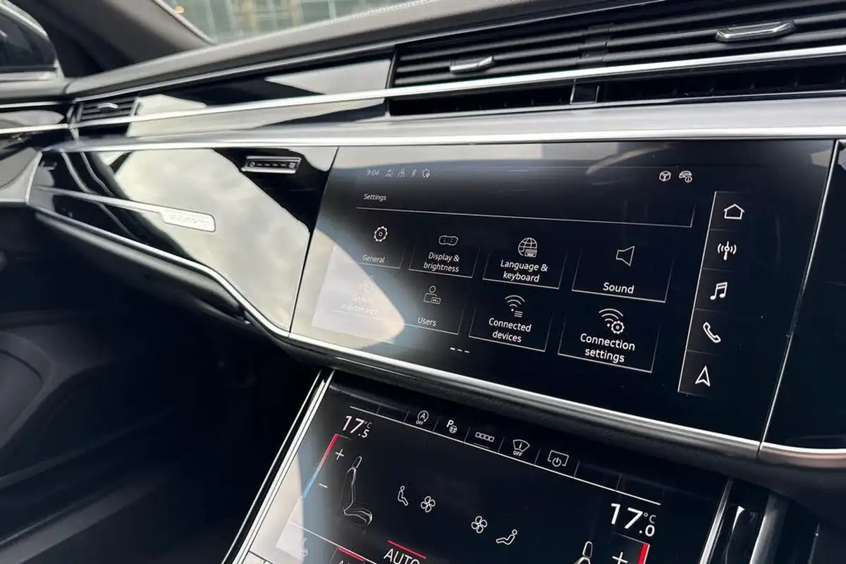 2022-audi-a8-30-50-tdi-black-edition-big-50