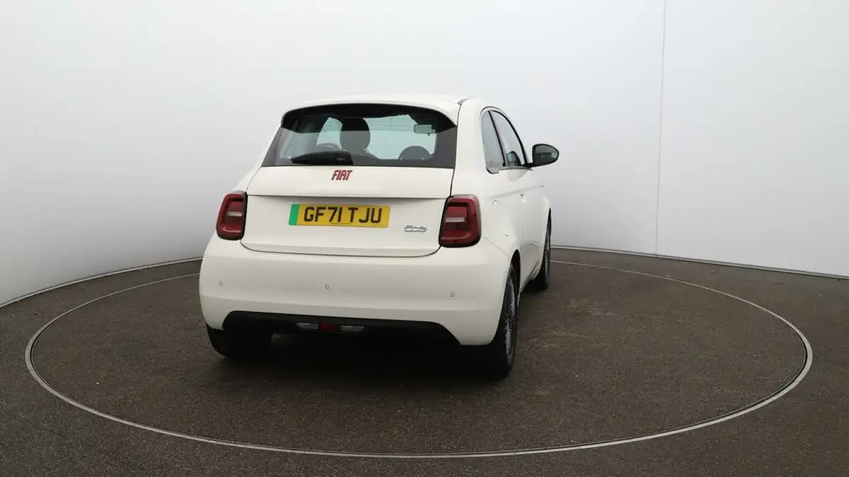 2021-fiat-500-e-red-117bhp-big-47