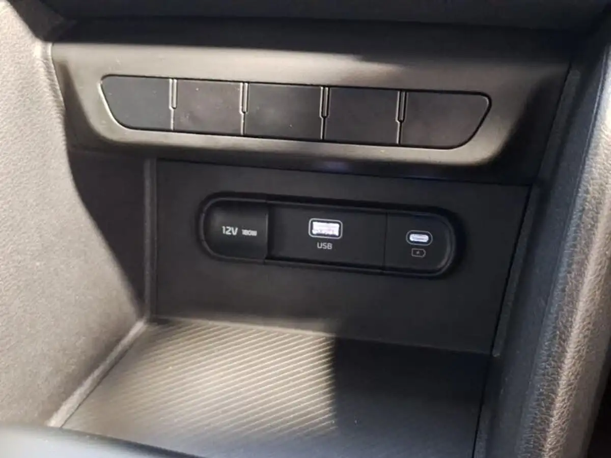 2023-kia-sportage-16-t-gdi-2-148bhp-big-15