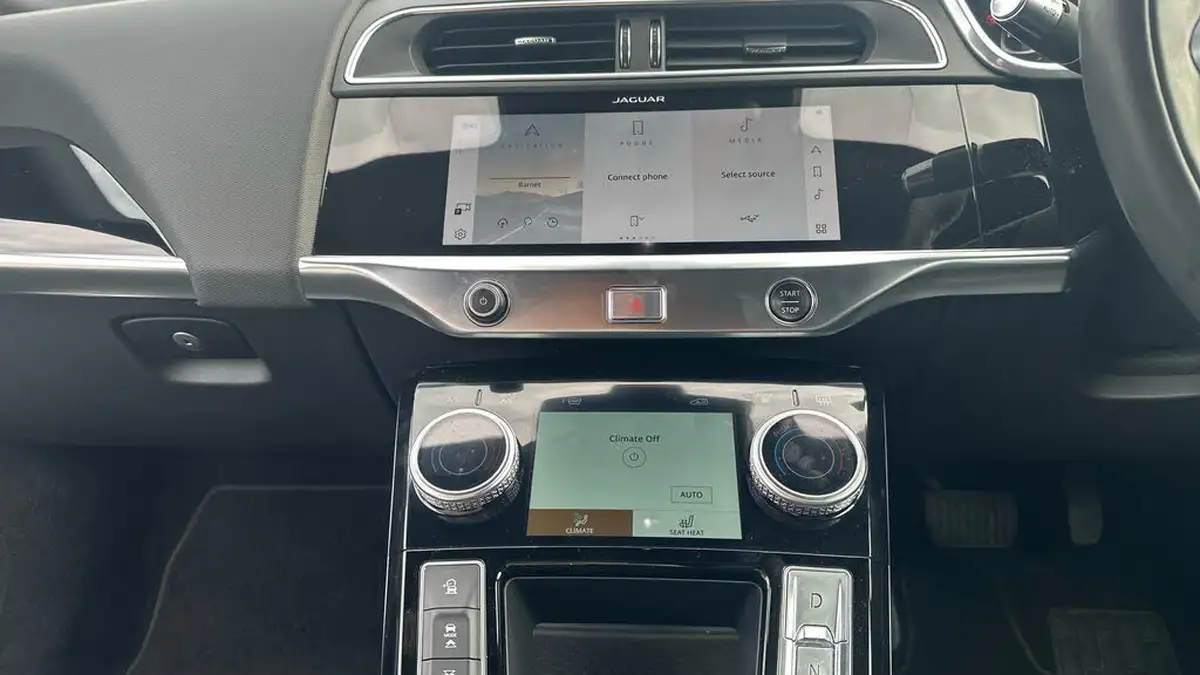 2022-jaguar-i-pace-ev400-hse-black-big-23