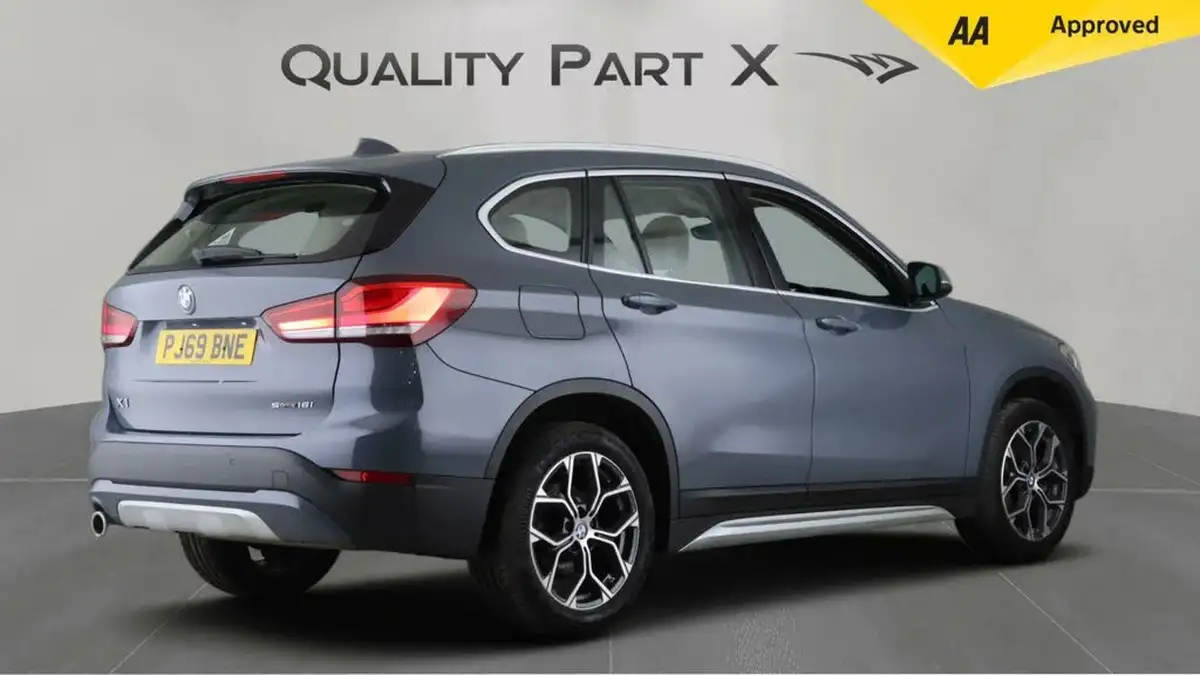 2019-bmw-x1-15-sdrive18i-xline-big-6