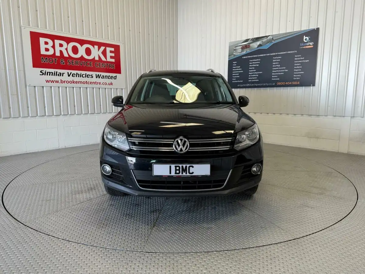 2014-volkswagen-tiguan-20tdi-match-140ps-4motion-bmt-dsg-big-1