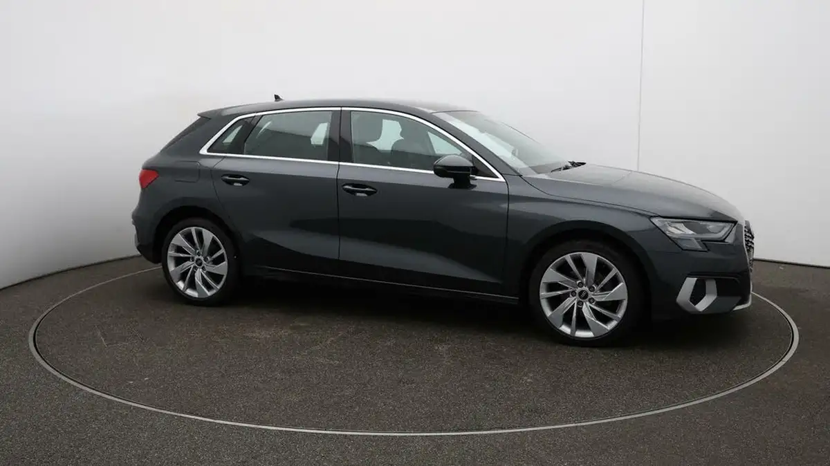 2021-audi-a3-20-35-tdi-sportback-5d-s-tronic-big-39