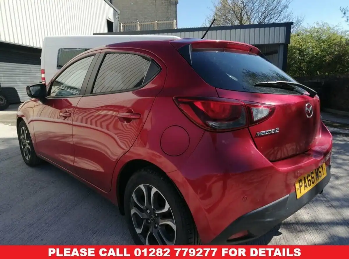 2016-mazda-mazda2-15-sport-nav-115ps-big-2