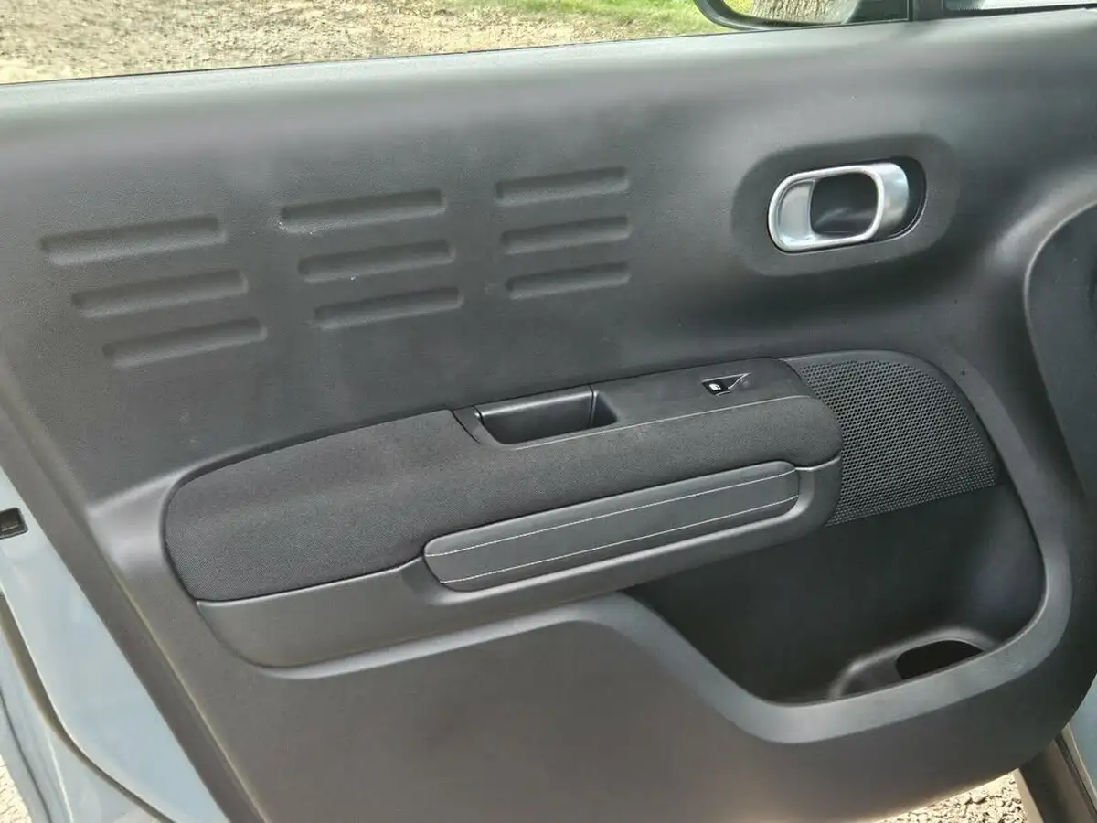 2021-citroen-c3-aircross-12-puretech-shine-plus-110ps-big-32