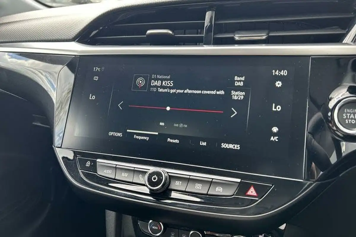 2021-vauxhall-corsa-12-turbo-elite-nav-premium-big-25
