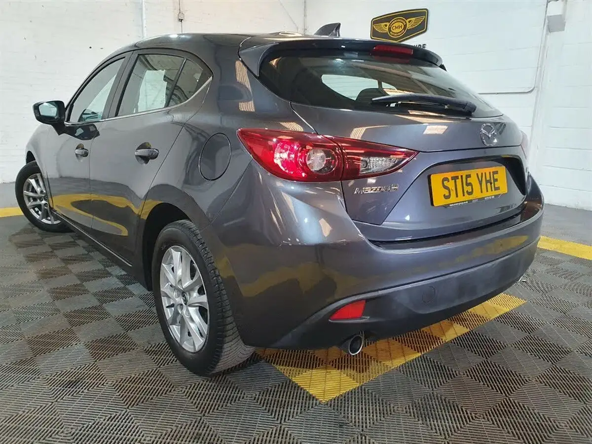 2015-mazda-mazda3-20-se-nav-hatchback-5d-auto-big-31