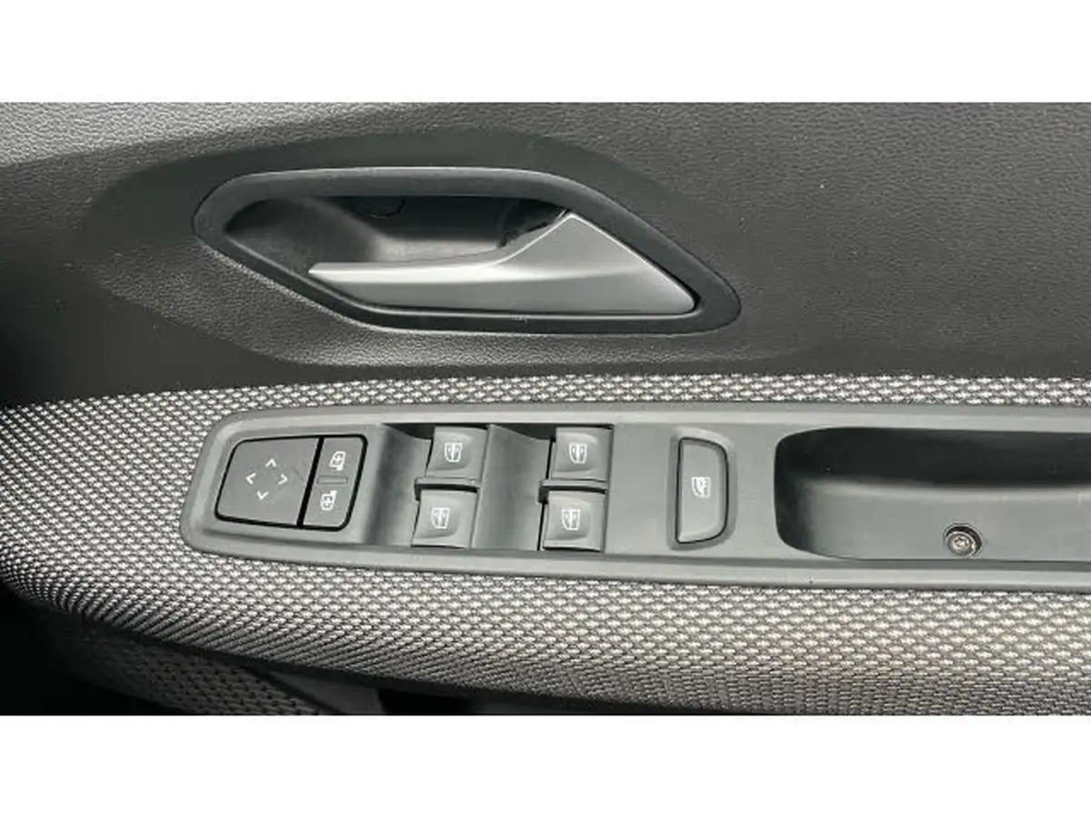 2024-dacia-sandero-stepway-10-tce-expression-90bhp-big-26