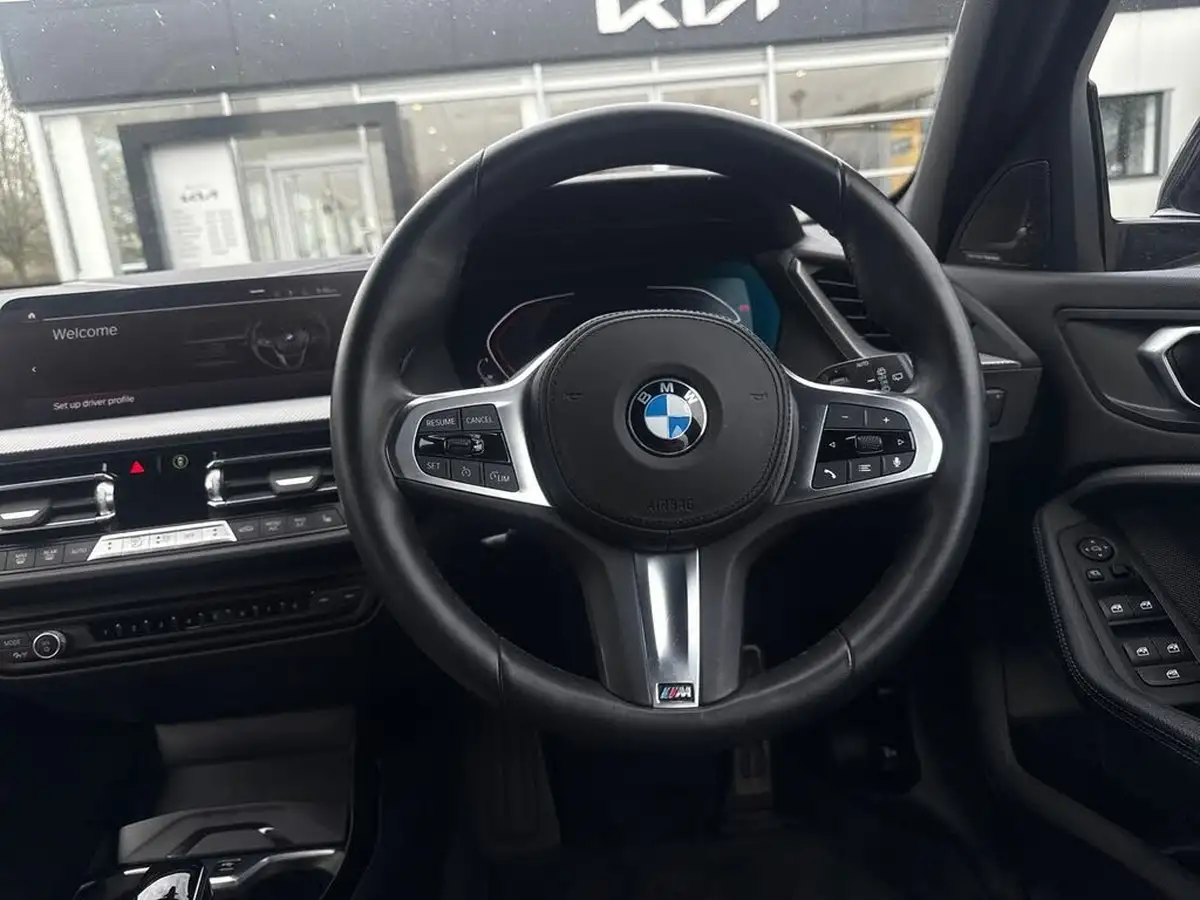 2023-bmw-1-series-15-118i-m-sport-lcp-dct-big-14