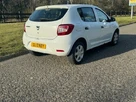 2013-dacia-sandero-12-ambiance-small-5