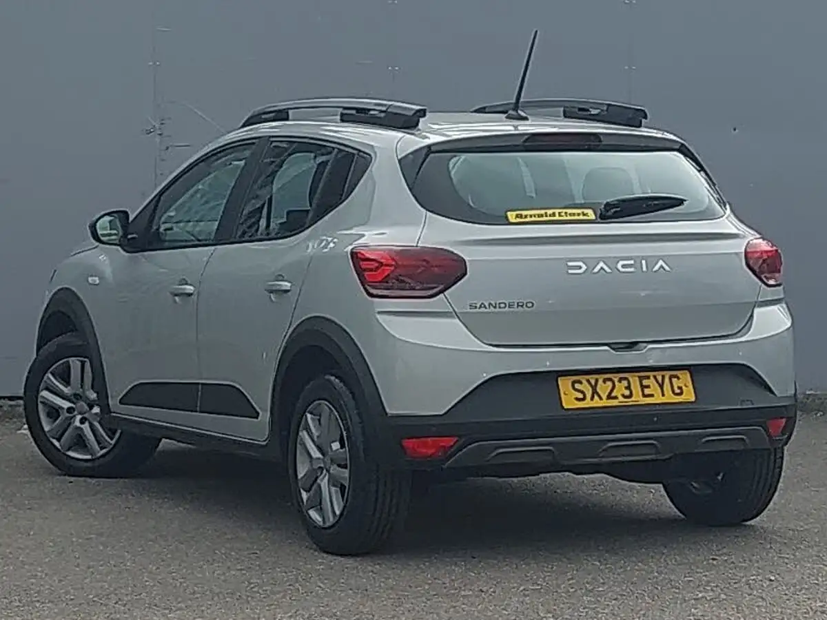 2023-dacia-sandero-stepway-10-tce-expression-90bhp-big-1