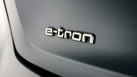 2021-audi-e-tron-50e-technik-station-wagon-small-21