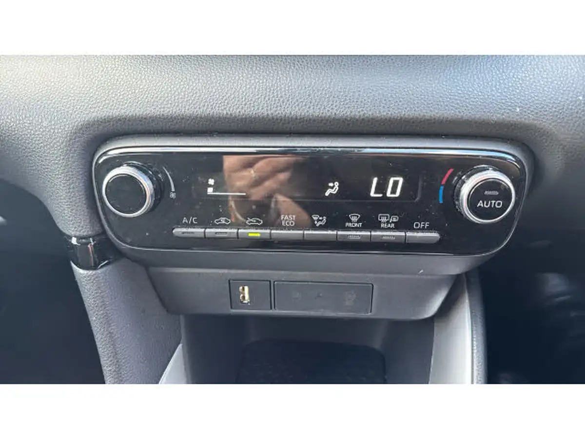 2022-toyota-yaris-15-vvt-i-design-big-21