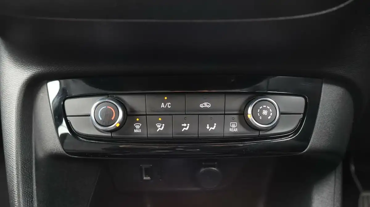2023-vauxhall-corsa-12i-design-big-12