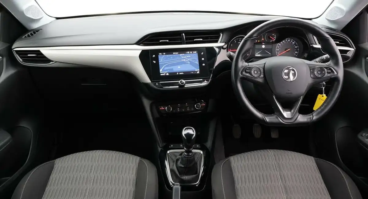 2020-vauxhall-corsa-12-turbo-se-nav-premium-big-13