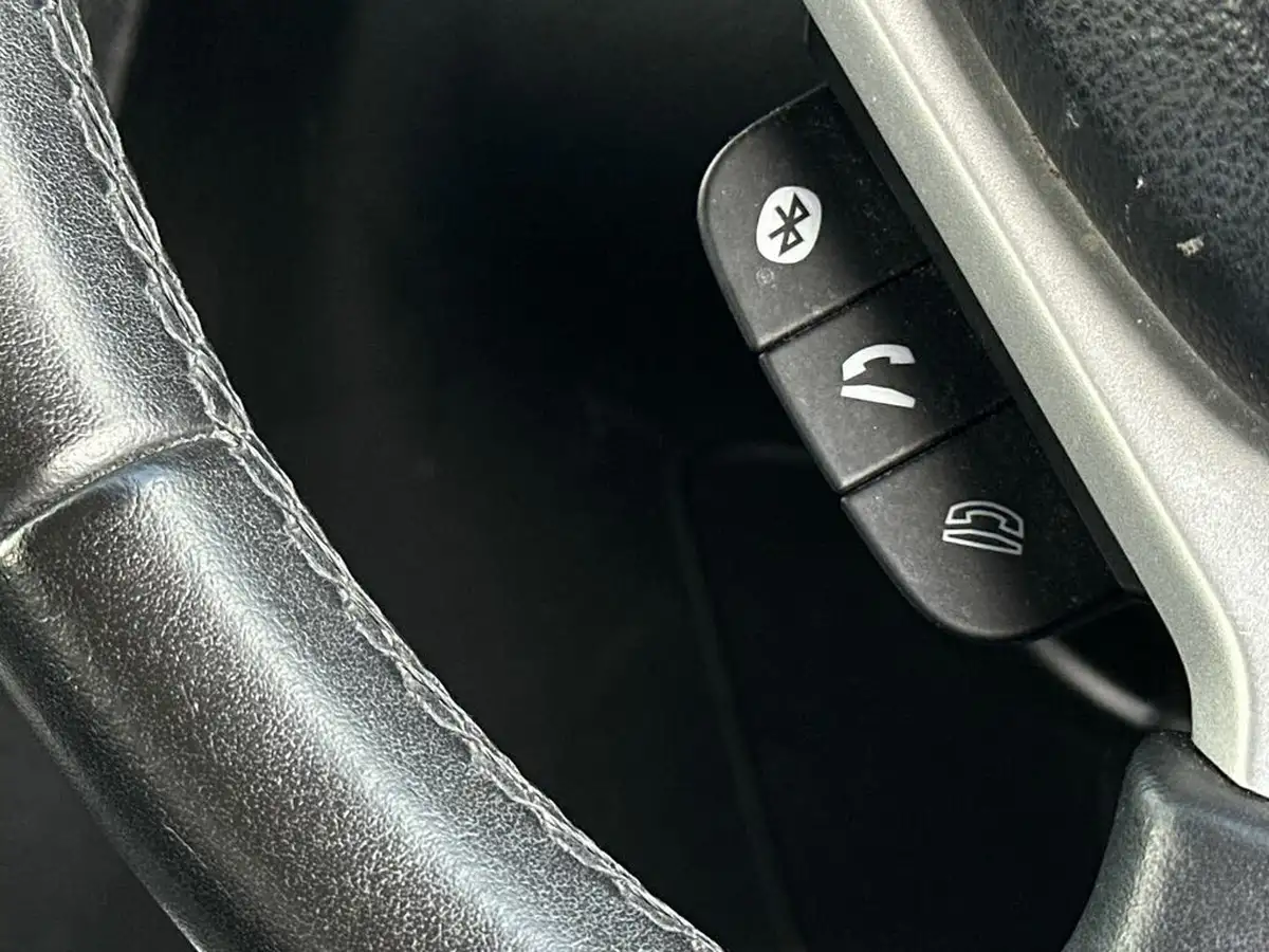 2016-suzuki-vitara-16-sz4-big-21