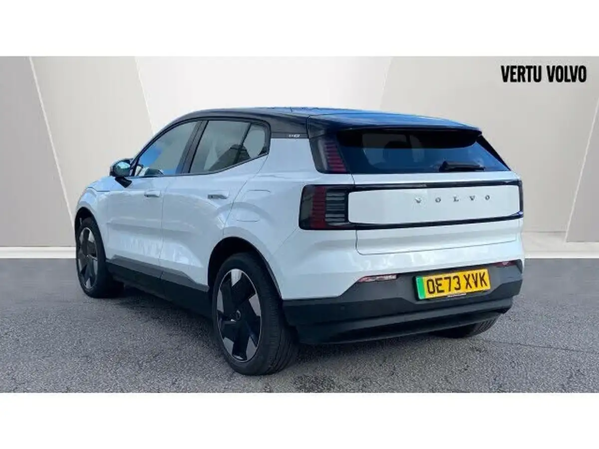 2024-volvo-ex30-e-single-motor-plus-extended-range-big-1