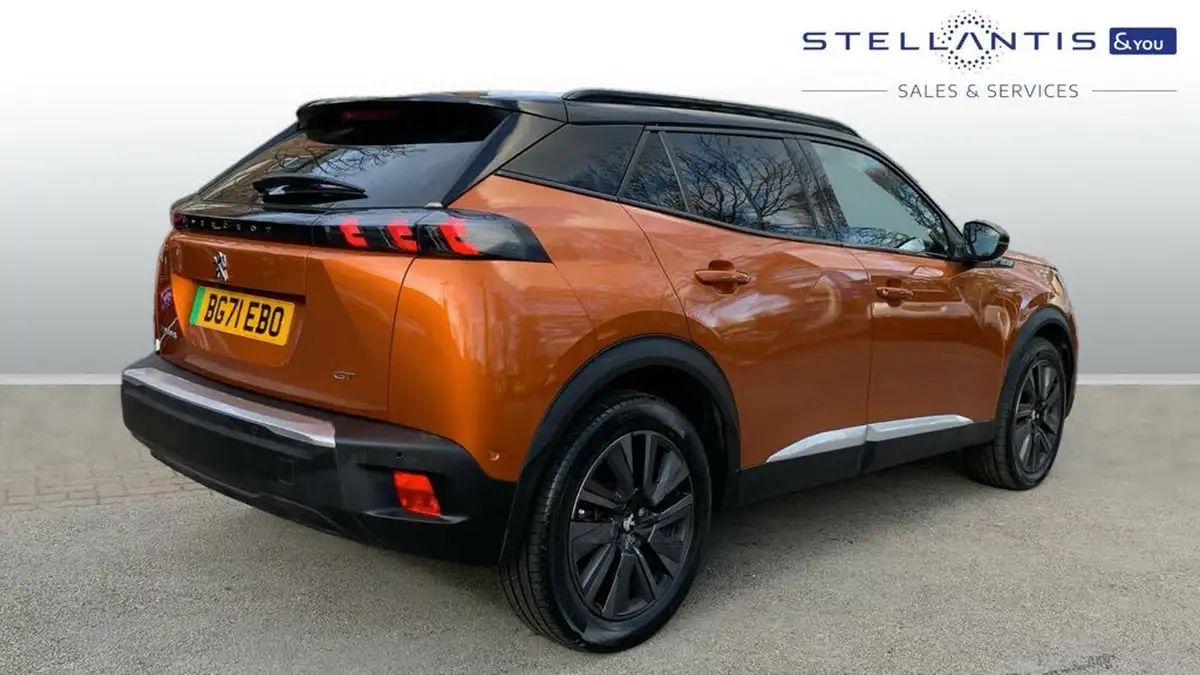 2021-peugeot-2008-suv-e-gt-premium-big-2