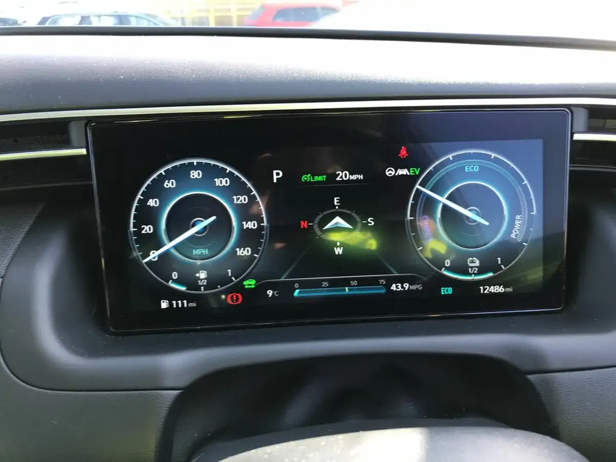 2023-hyundai-tucson-16-t-gdi-se-connect-230ps-hybrid-auto-big-25