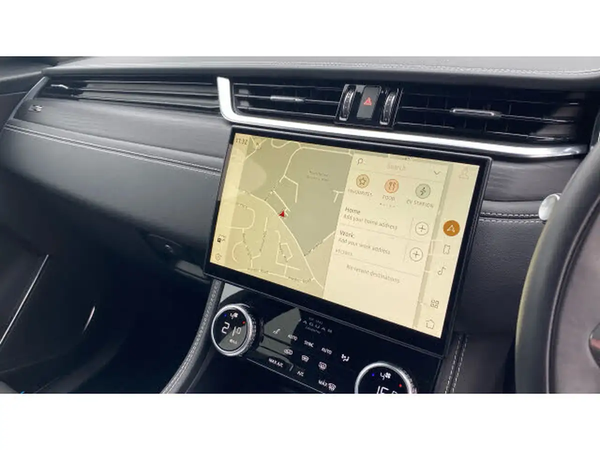 2023-jaguar-f-pace-20-p250-r-dynamic-hse-black-big-10