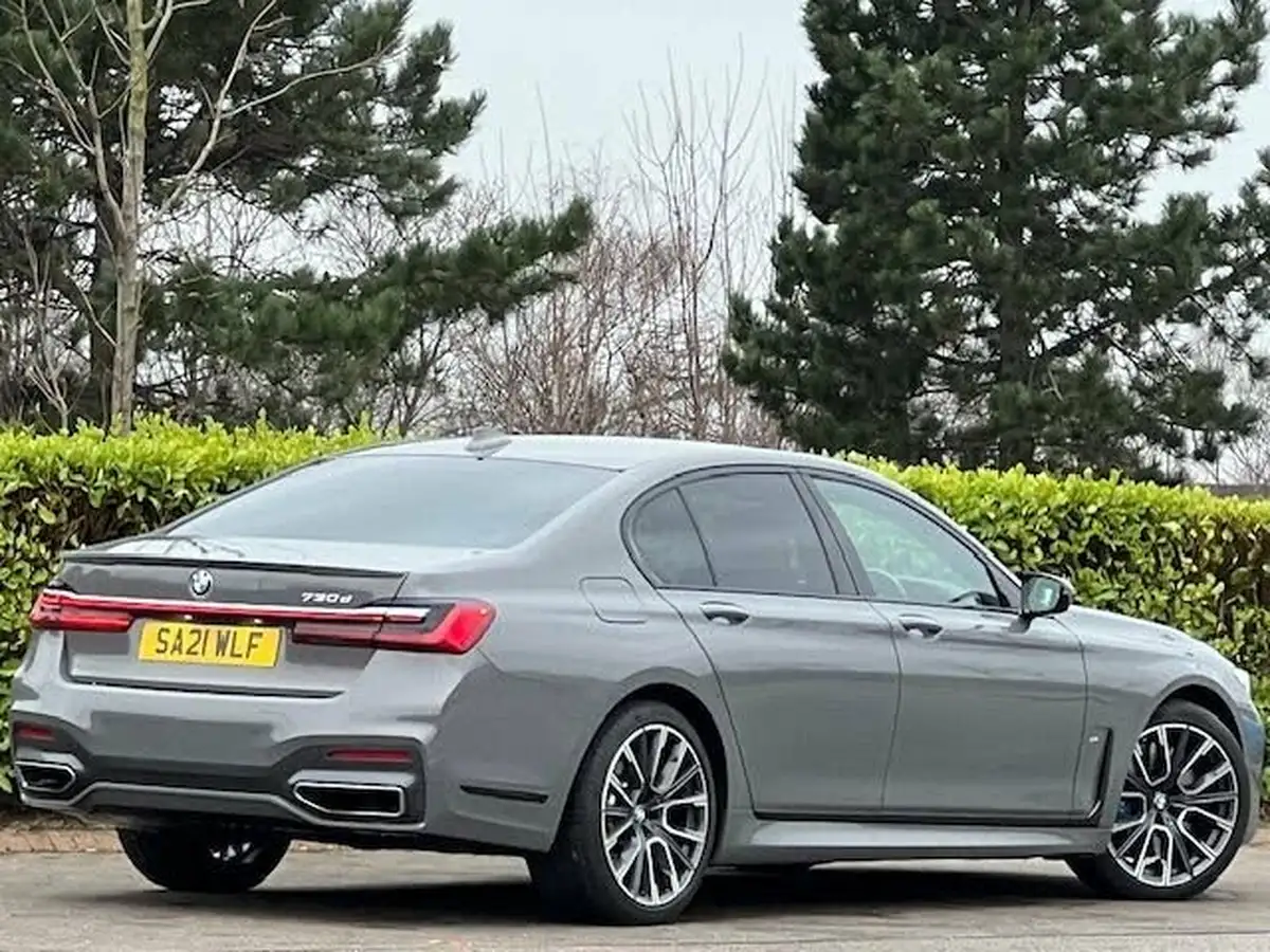 2021-bmw-7-series-30td-730d-m-sport-big-7