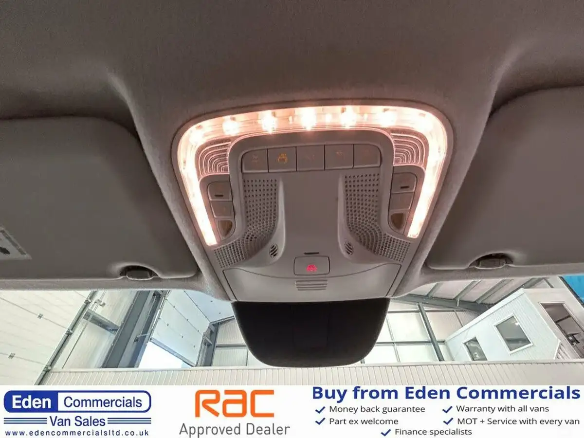 2021-mercedes-benz-vito-20cdi-114-progressive-l2-134bhpeu6dt-panel-1749cc-9g-tronic-big-23