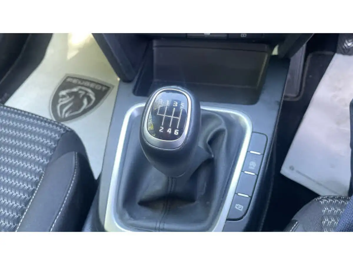2023-kia-xceed-15-t-gdi-2-158bhp-big-12