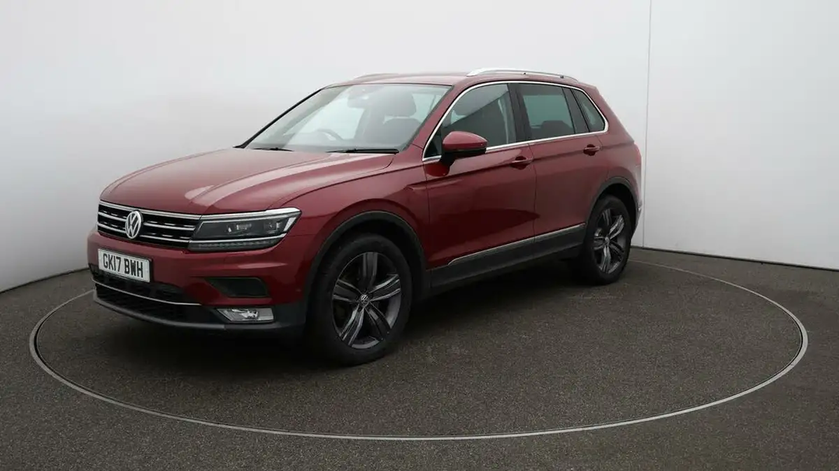2017-volkswagen-tiguan-20tdi-sel-190ps-4motion-bmt-ss-dsg-big-3