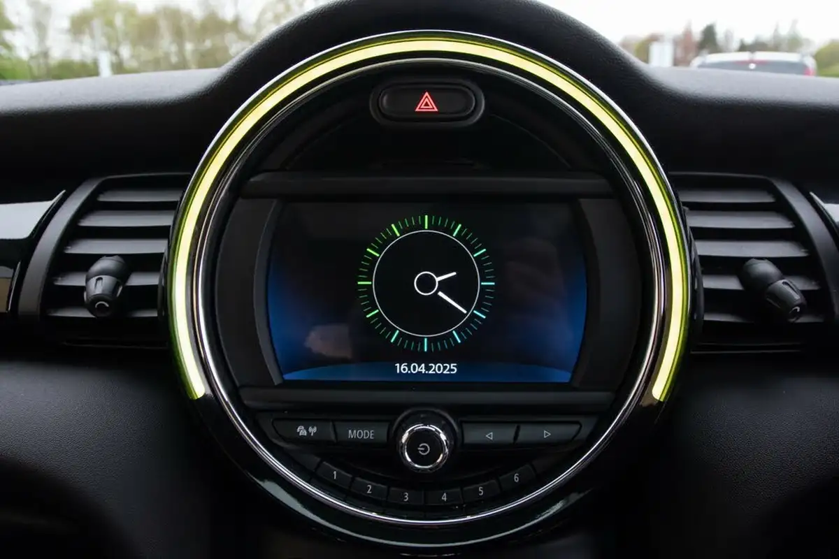 2019-mini-cooper-20-cooper-s-exclusive-189bhp-nav-hatchback-3d-big-21
