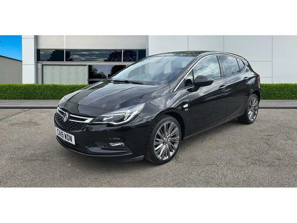 2019-vauxhall-astra-16cdti-griffin-big-2