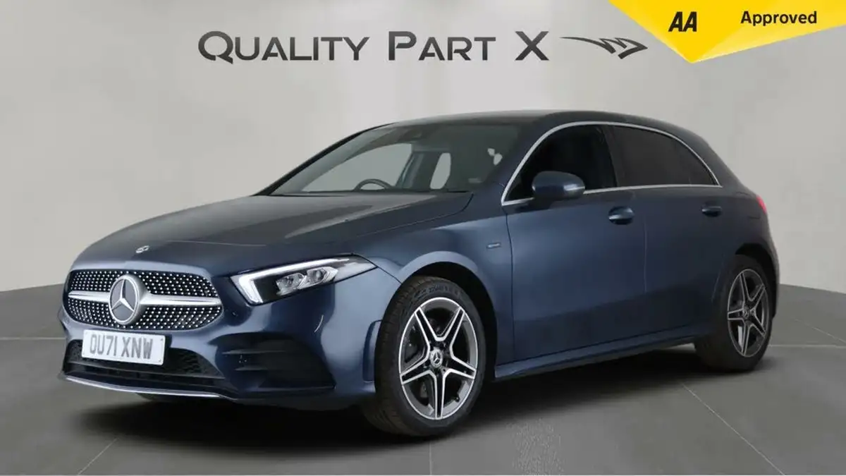 2021-mercedes-benz-a-class-13-a250e-amg-line-hatchback-5d-big-2