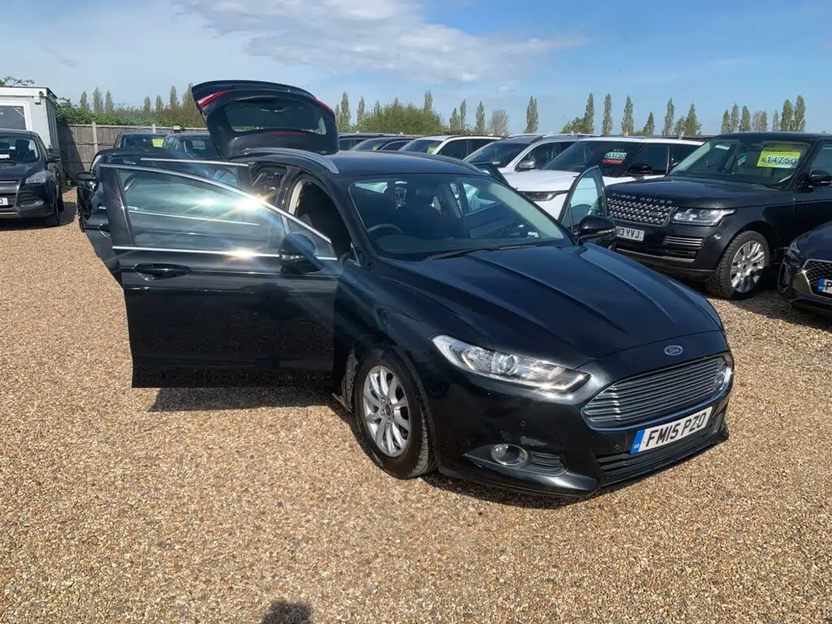2015-ford-mondeo-20tdci-zetec-econetic-estate-big-45