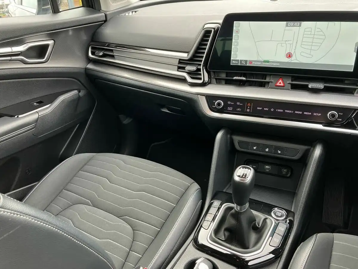 2022-kia-sportage-16-t-gdi-launch-edition-big-16