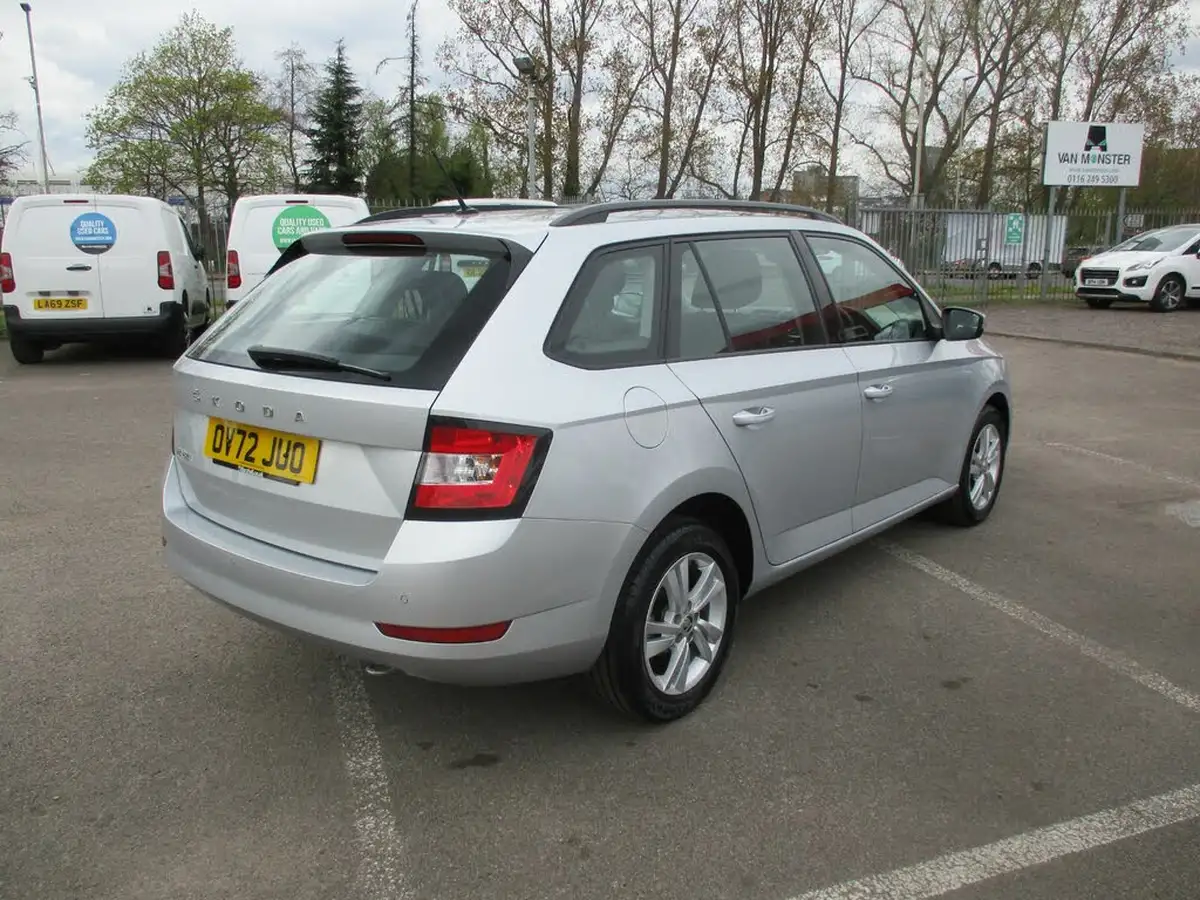 2022-skoda-fabia-10-tsi-se-dsg-big-3