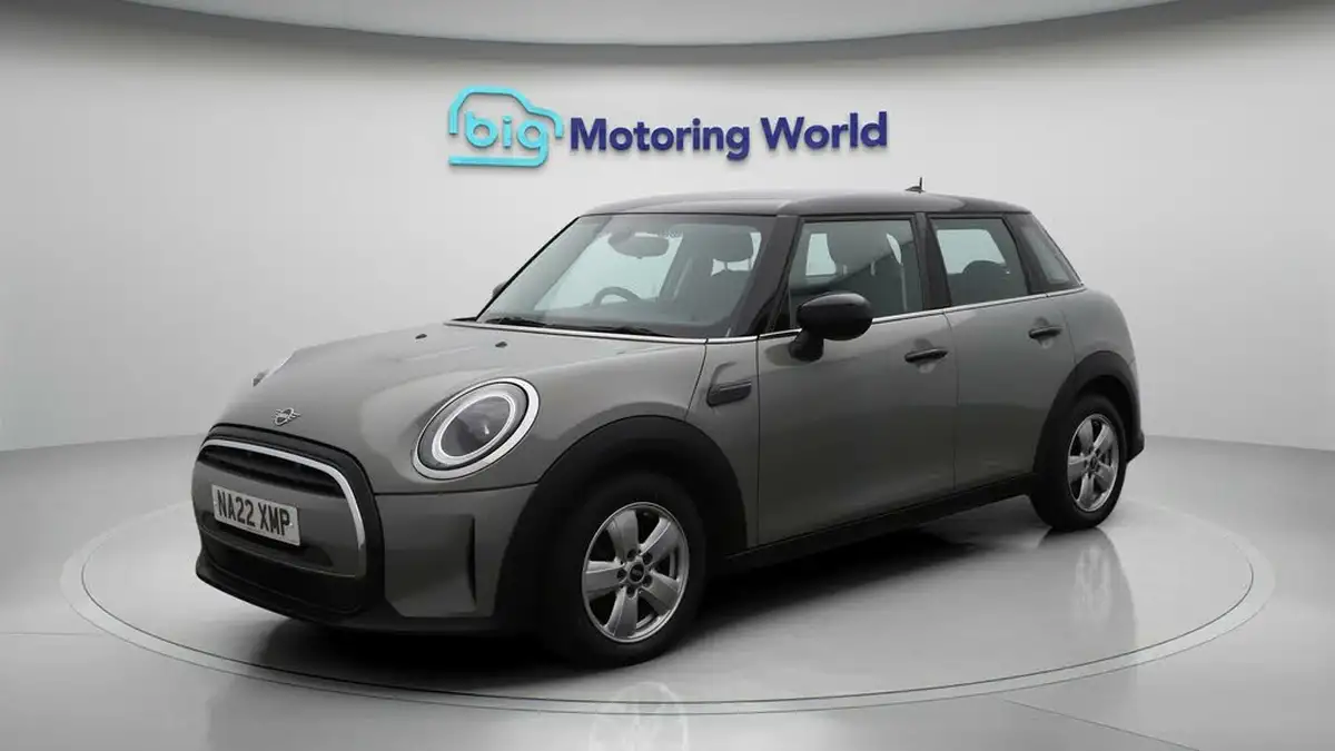 2022-mini-cooper-15-cooper-classic-hatchback-5d-big-3
