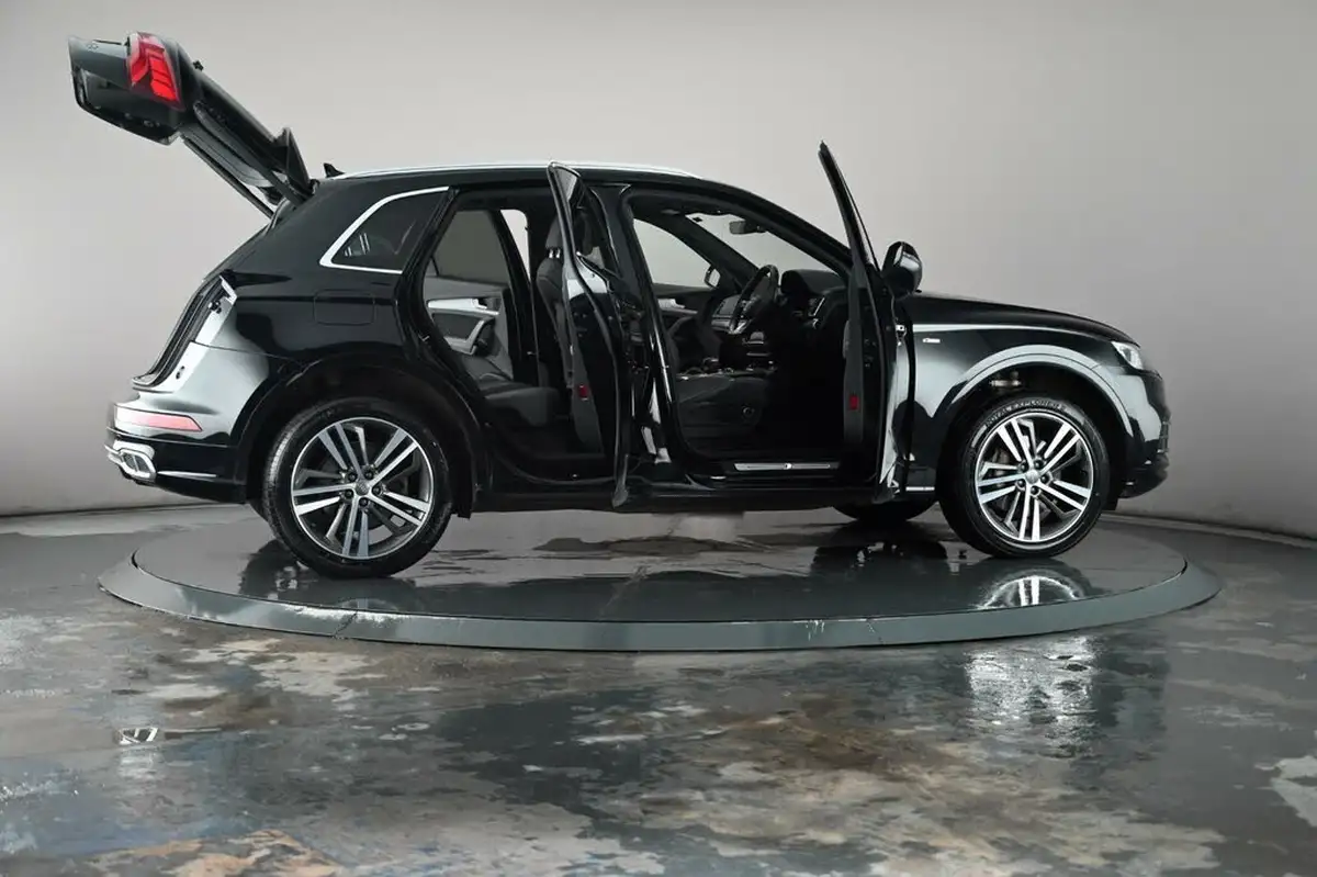 2020-audi-q5-20-55-tfsi-e-s-line-competition-big-55
